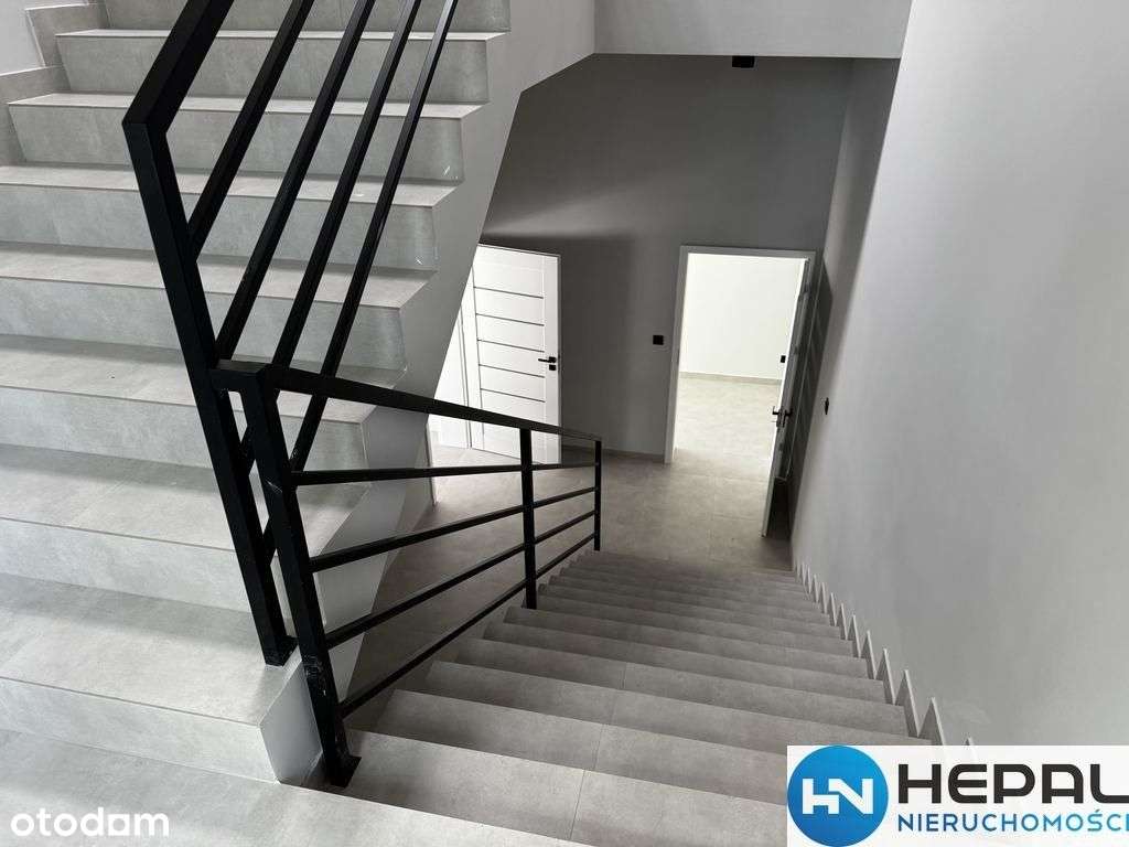 do sprzedania budynek biurowy z magazynem-11