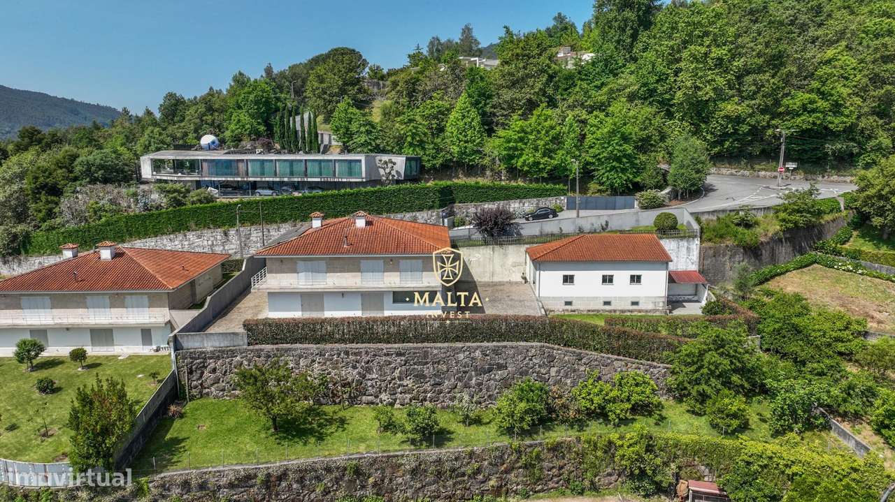 Moradia de Sonho na zona da Falperra!-6