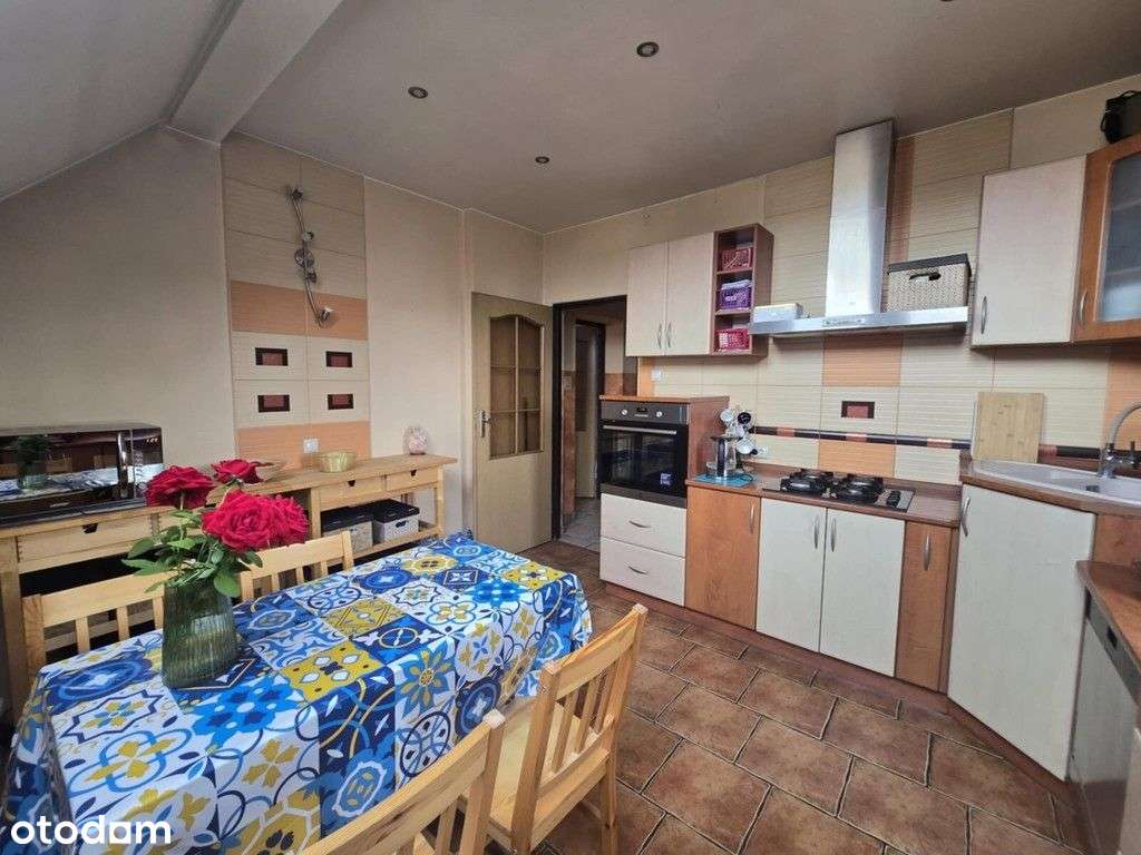 Dom wolnostojący w Mirkowie, cicho i zielono-5