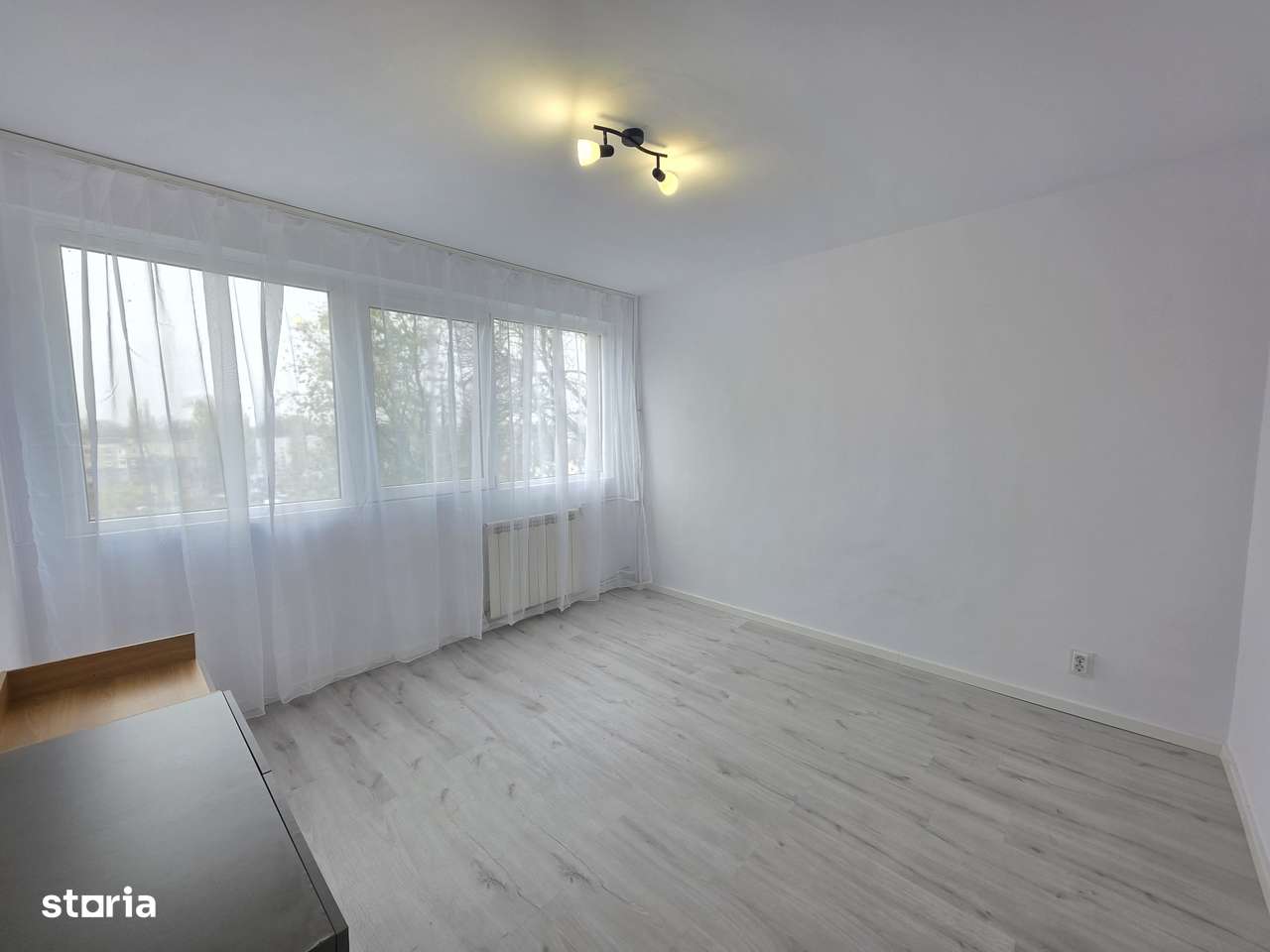 Vanzare apartament 2 camere Eroii Revolutiei, str. Vigoniei, cf.I, dec-7