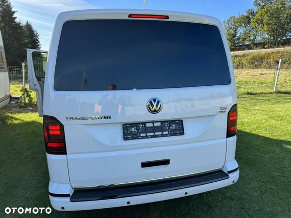 Volkswagen Transporter - 1