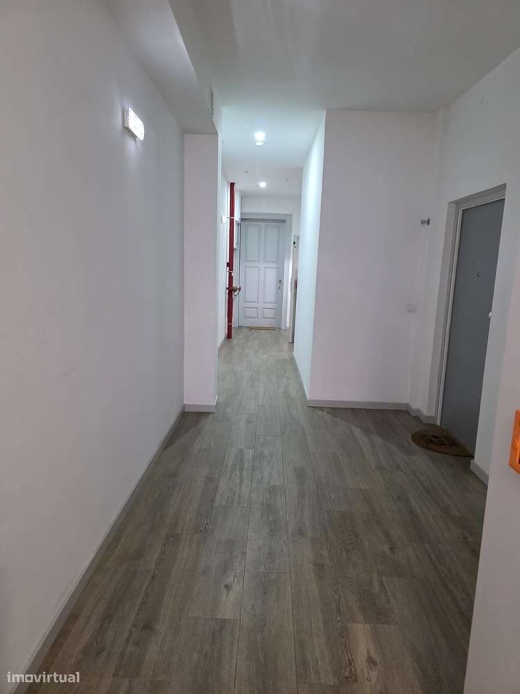 Apartamento T2 | Novo | Jardim Privativo | Batalha-26