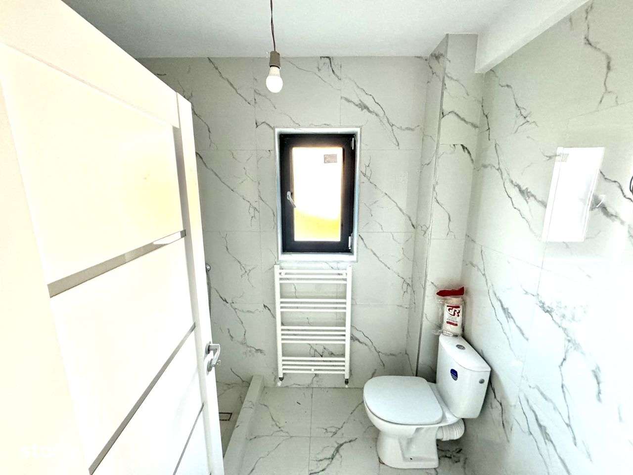 F aproape de Soseaua Nicolina!Incalz in pard!Vila Horpaz-Lunca Cetatui - Imagine principală: 5/9