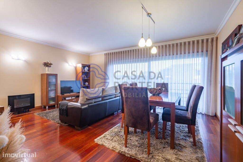 Apartamento T3 com 3 frentes e excelentes áreas – Moreira, Maia - Grande imagem: 4/27