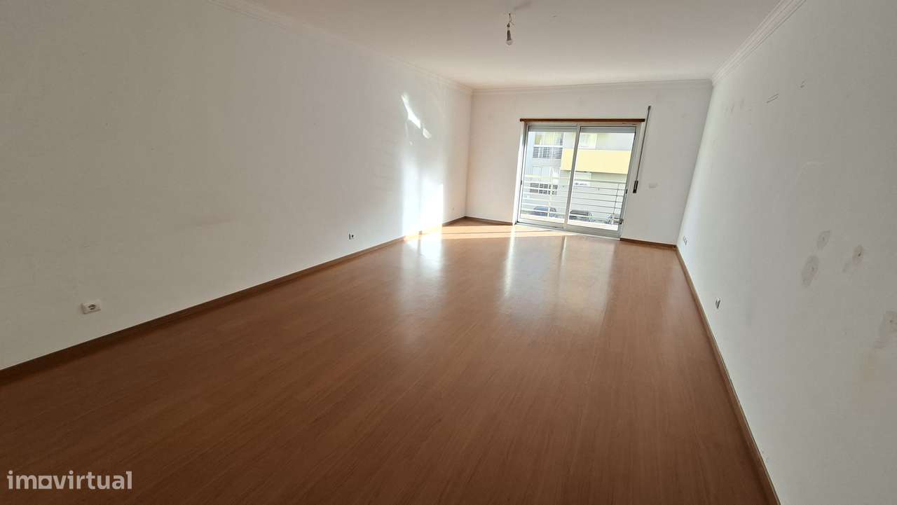 Apartamento T3 com 126m² no Barreiro - Grande imagem: 2/14