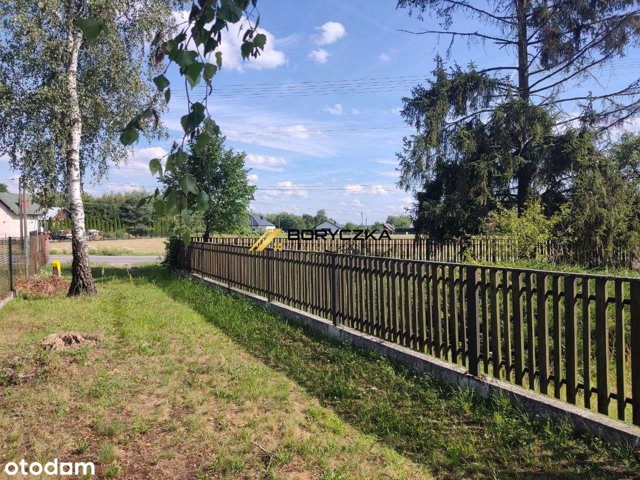 Dom Wał-Ruda, z własnym lasem; 0,68 ha.-18