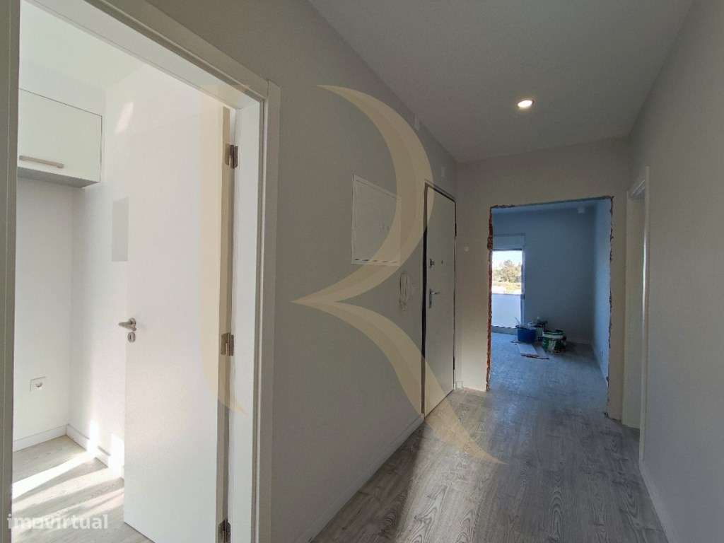 Apartamento T2 em remodelação na Cruz de Pau - Grande imagem: 5/11