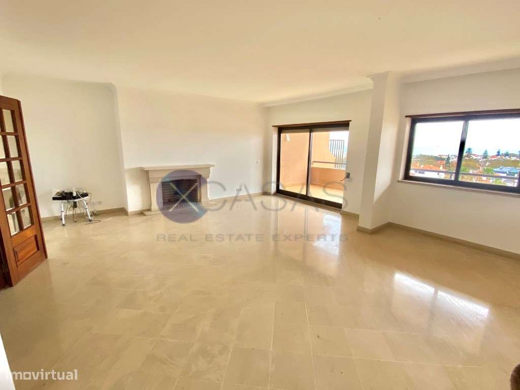 Apartamento T3 Duplex para arrendamento na Av. 25 de Abril. - Grande imagem: 3/26