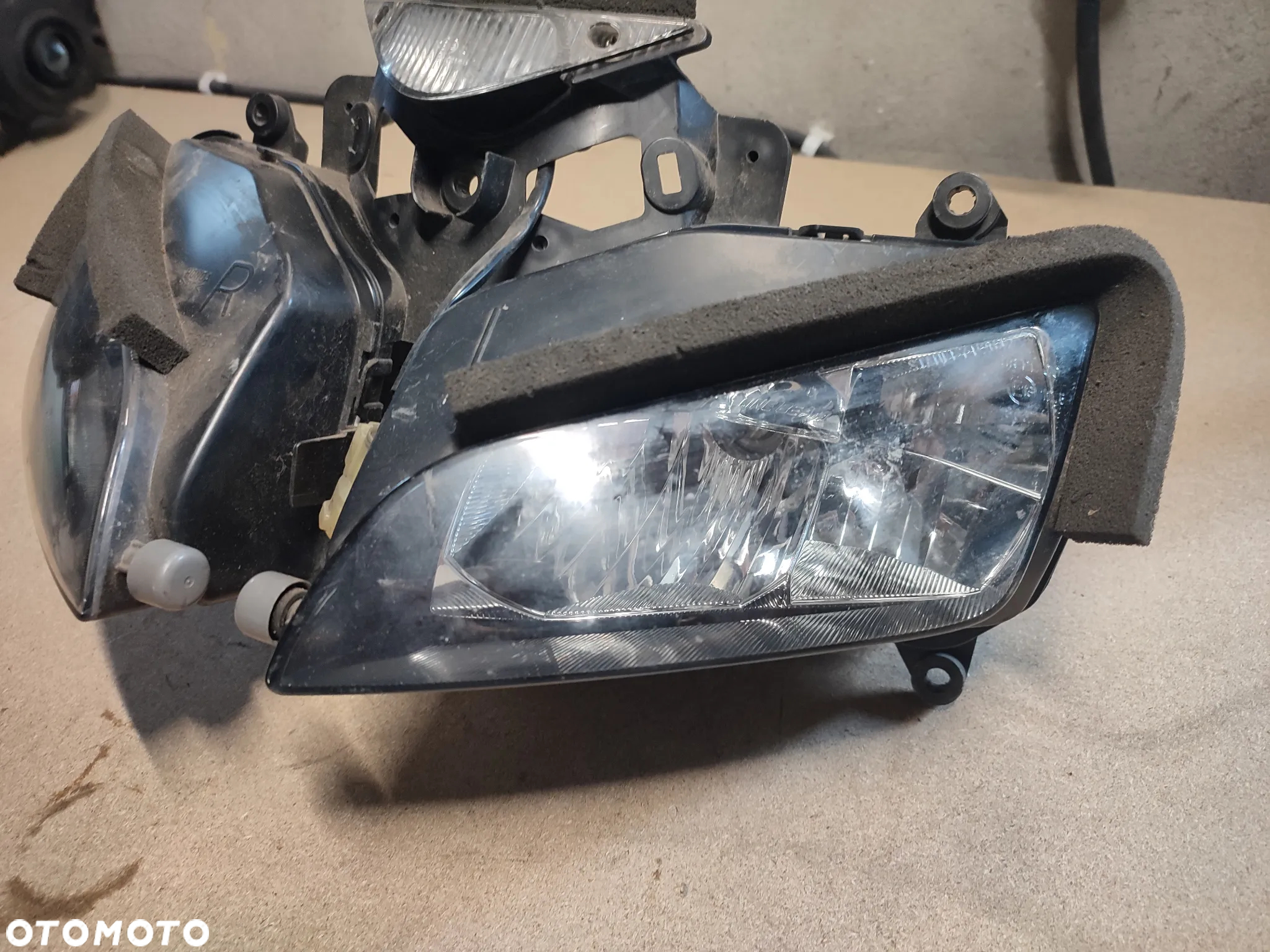 Lampa przód, reflektor Honda CBR125 JC39 - 4