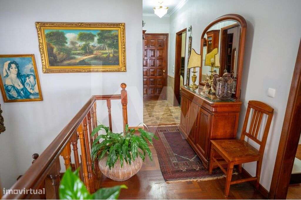 Fantástica Moradia T7 em São Gonçalo | Funchal | Potencial investiment - Grande imagem: 5/31