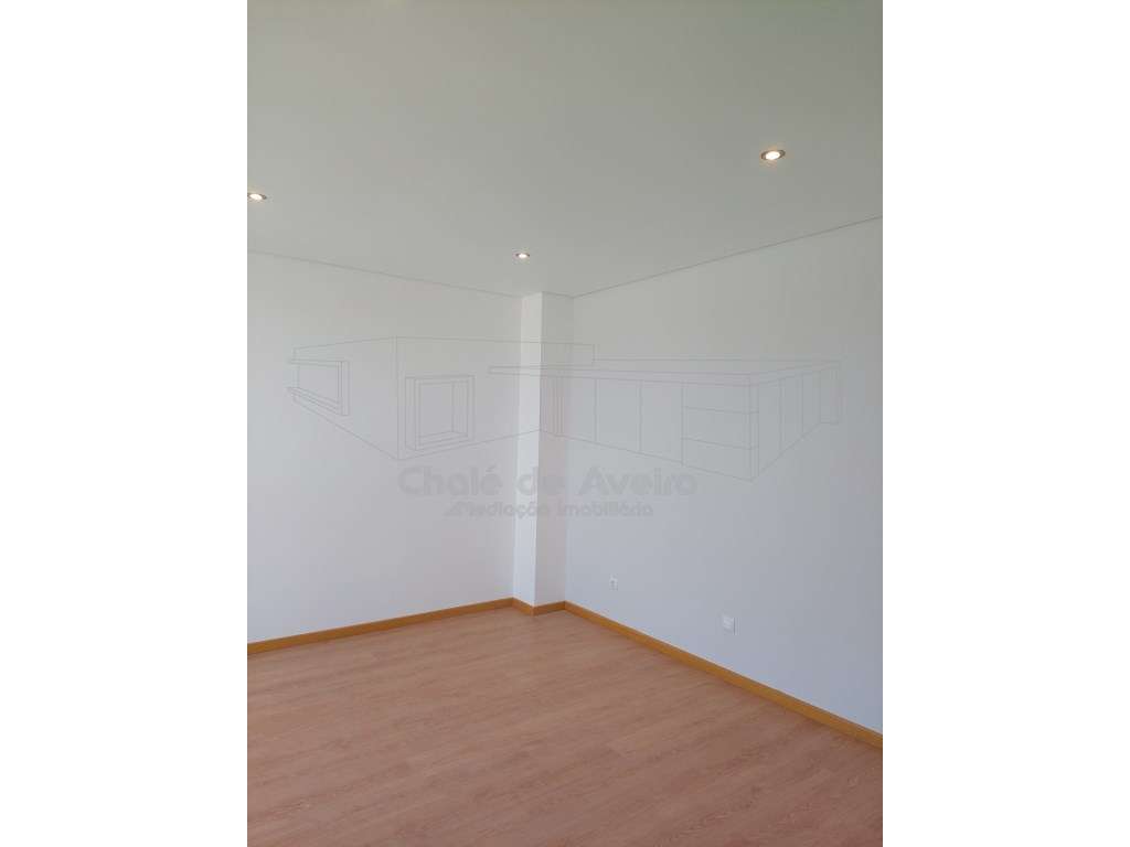 Moradia em Banda T3+1 (AVEIRO) - Grande imagem: 3/19