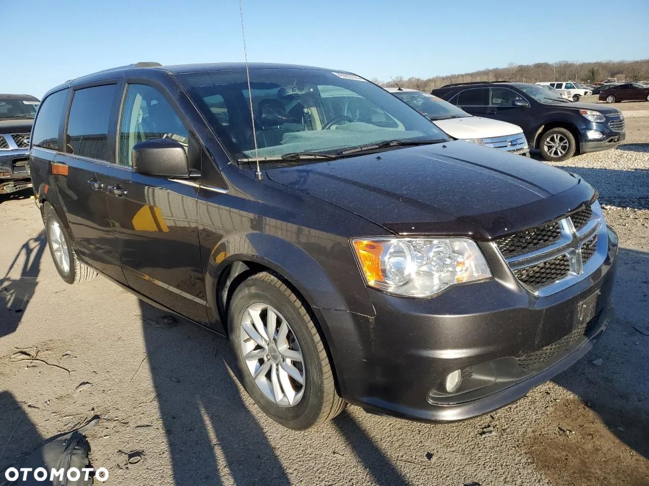 Dodge Grand Caravan - 1