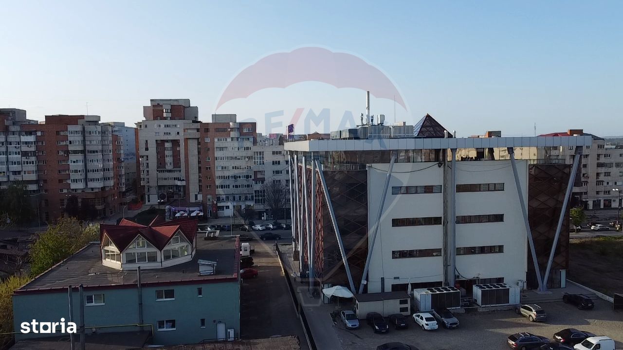 Spațiu birouri 406 mp de vanzare - central / b-dul Unirii nr. 30 Bacau