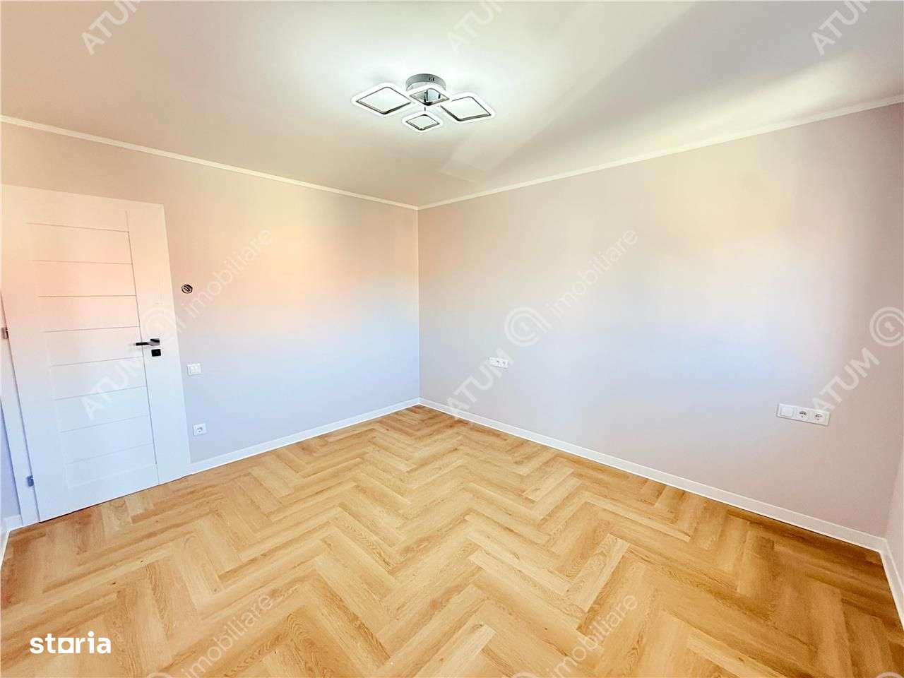 Casa individuala la cheie cu 4 camere in Selimbar zona Mihai Viteazu-18