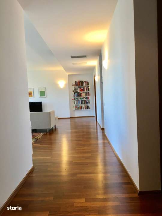 Apartament cu trei camere si doua locuri de parcare, in Baneasa Rezide - Imagine principală: 5/19