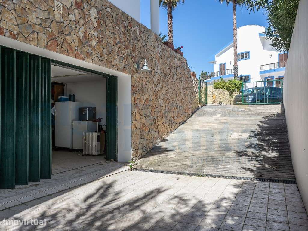 Moradia T5 com Jardim e Piscina + Lote Urbano para construção - Cas...-48