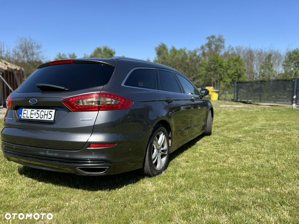 Ford Mondeo 2.0 EcoBoost Titanium - 10