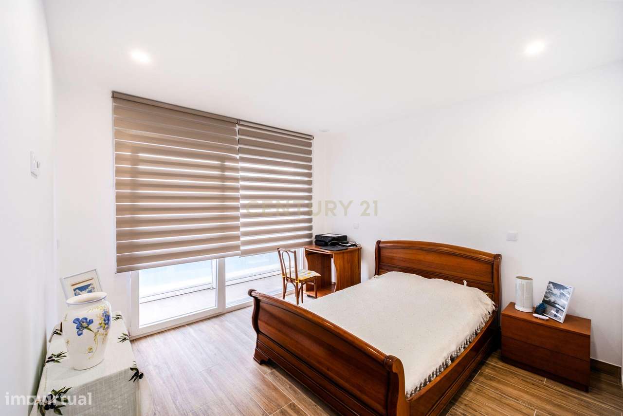 MORADIA ISOLADA TÉRREA T3 COM PISCINA AQUECIDA - ASSENTA (São Pedro d-32