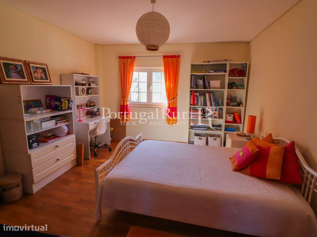 Quintinha com várias habitações em Vila Franca de Xira-33