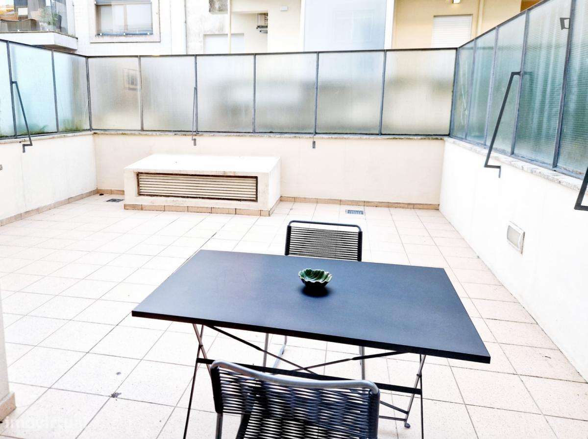 Apartamento com 1 quartos - localizado em Santo Ildefonso Porto - Grande imagem: 4/8