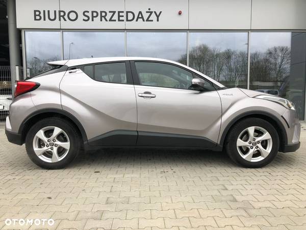 Toyota C-HR - 4