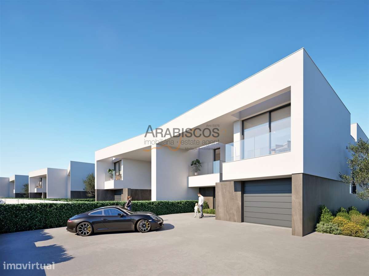 Moradia T4 - Vista Mar - Piscina - 4 Suítes - Piso Radiante - Ar Condi - Grande imagem: 4/20