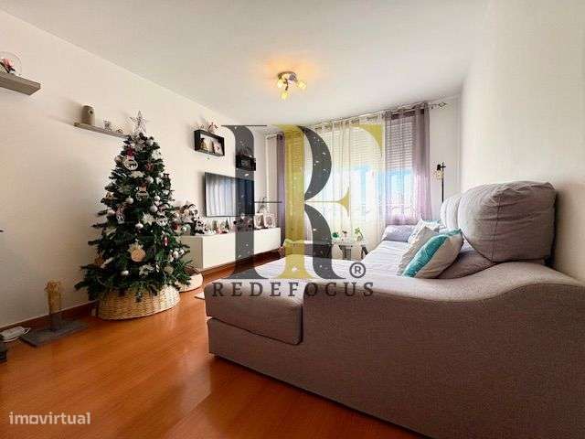 Apartamento T2+1 Renovado em Gulpilhares-3