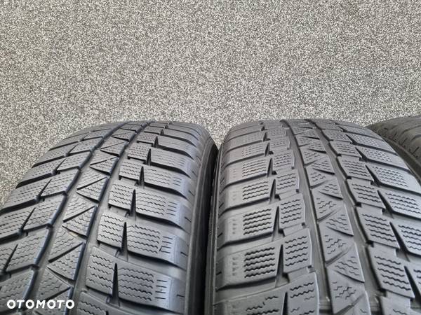 Opony Zimowe Falken Eurowinter HS449 225/60/17 99H 4szt. - 2