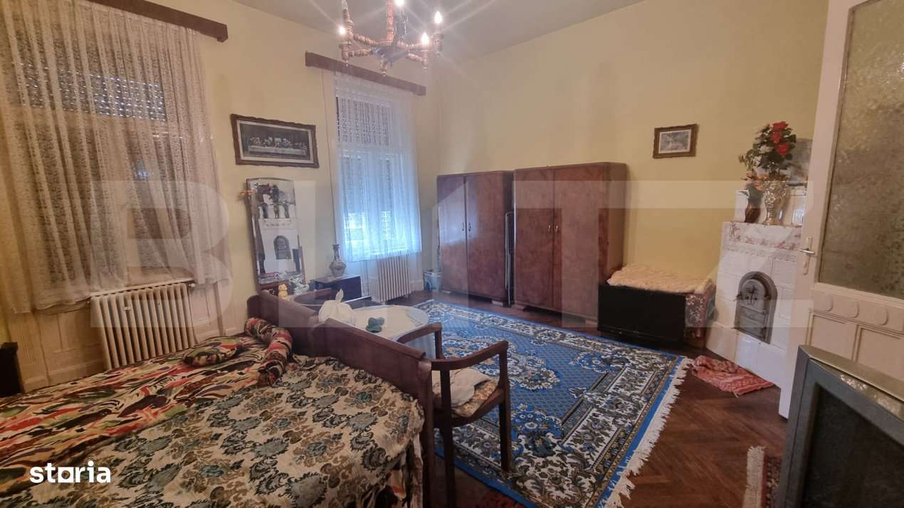 Apartament de vanzare, cu 2 camere, 82 mp, zona ultracentrala - Imagine principală: 2/7