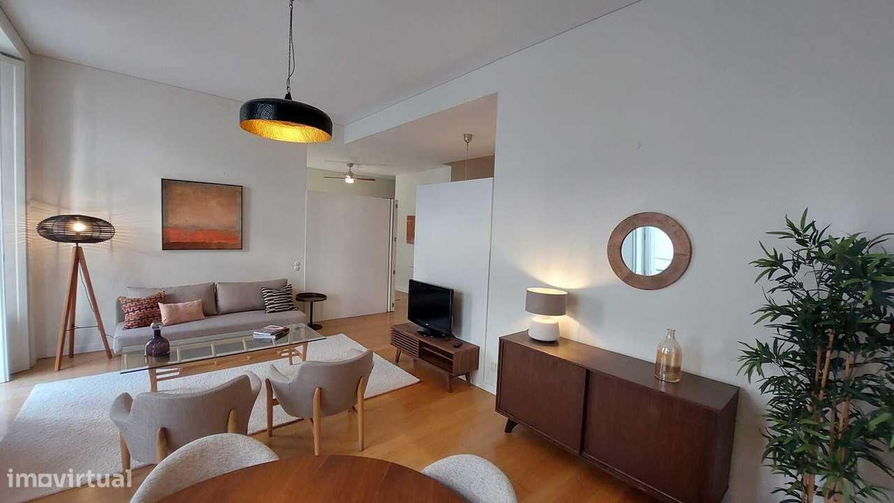 Apartamento T1 + 1 com vista, Chiado, Lisboa - Grande imagem: 1/19