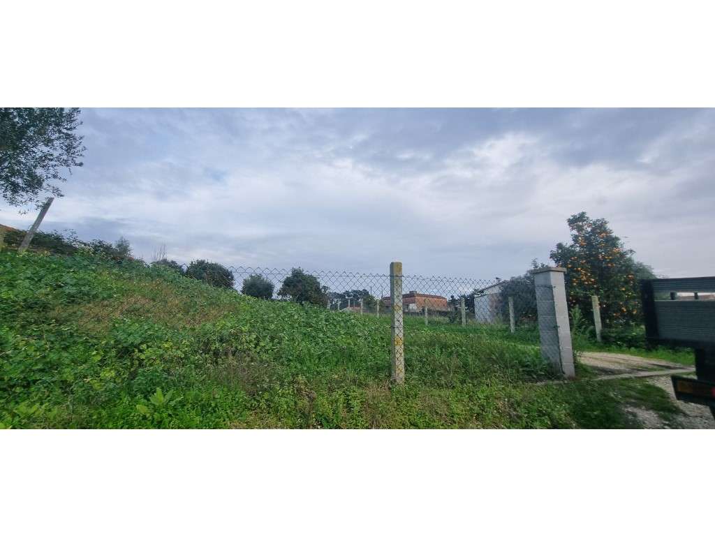 Terreno para construção, bem localizado, zona tranquila e com bons ... - Grande imagem: 5/21