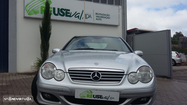 Violete / Barra Direção Frente Esq Mercedes-Benz C-Class Coupe Sport ( - 2