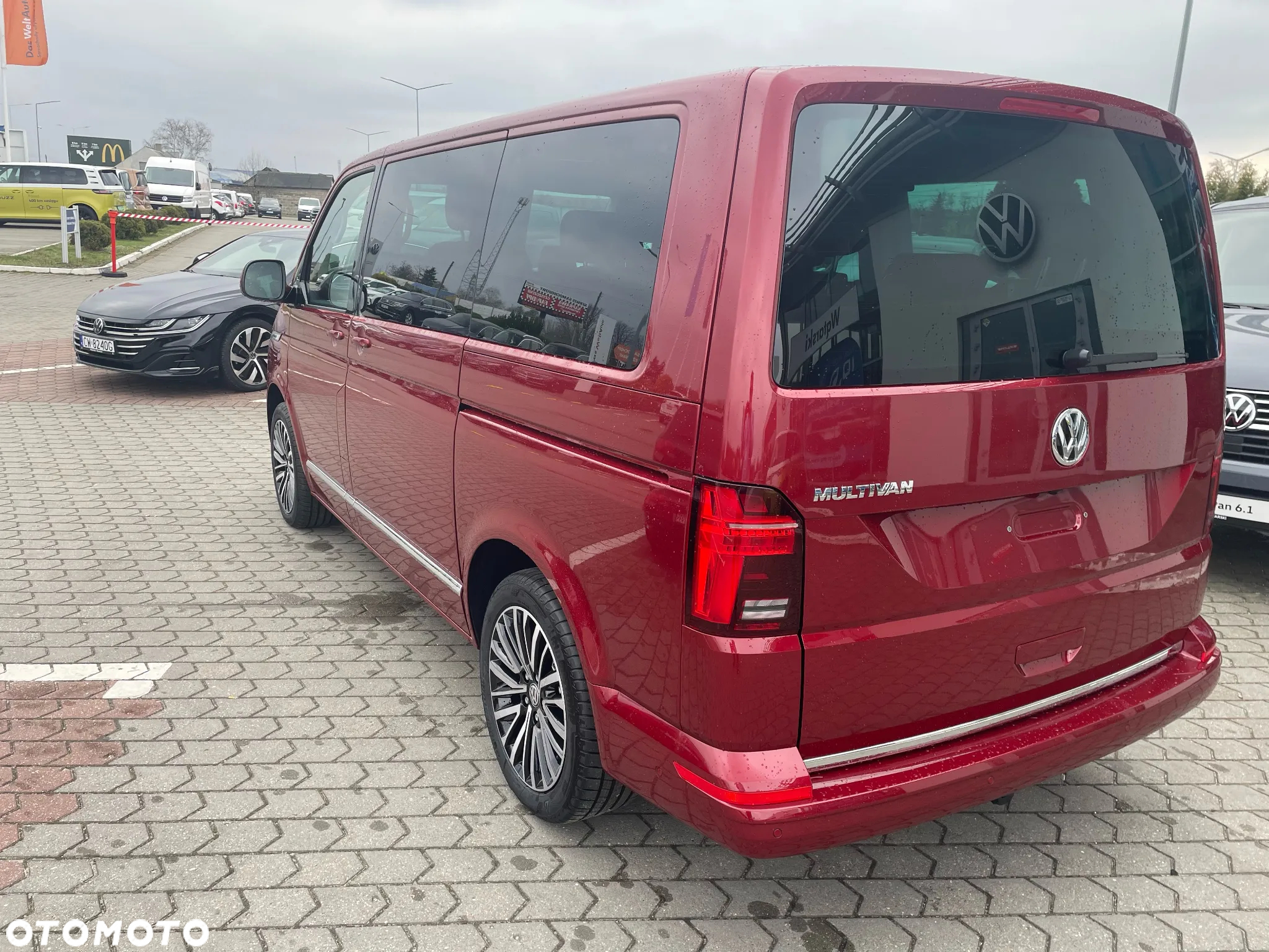 Volkswagen Multivan 6.1 2.0 TDI L1 Highline DSG - 4