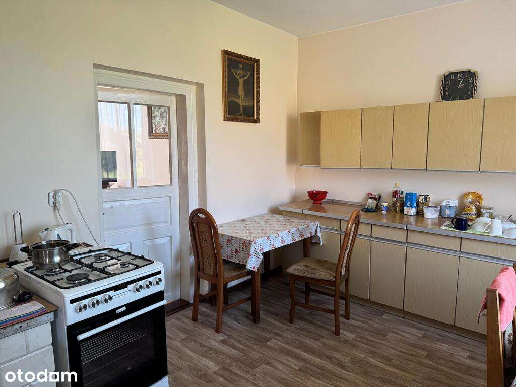 Dom z zabudowaniami, działka 3000 m²-10