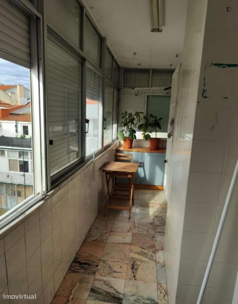 Quarto - localizado em Arroios Lisbon - Grande imagem: 5/10