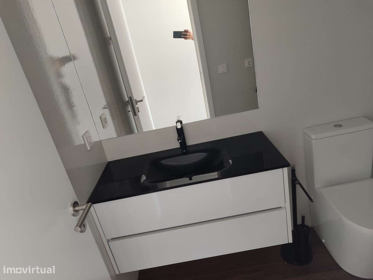 Excelente T3 c/ 2 suítes - Ramalde-11