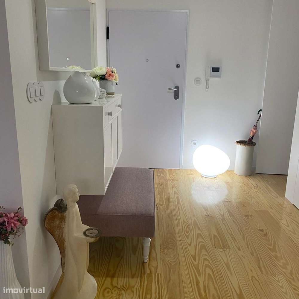 T2 +1 com Terraço  Zona Histórica Leça da Palmeira-33