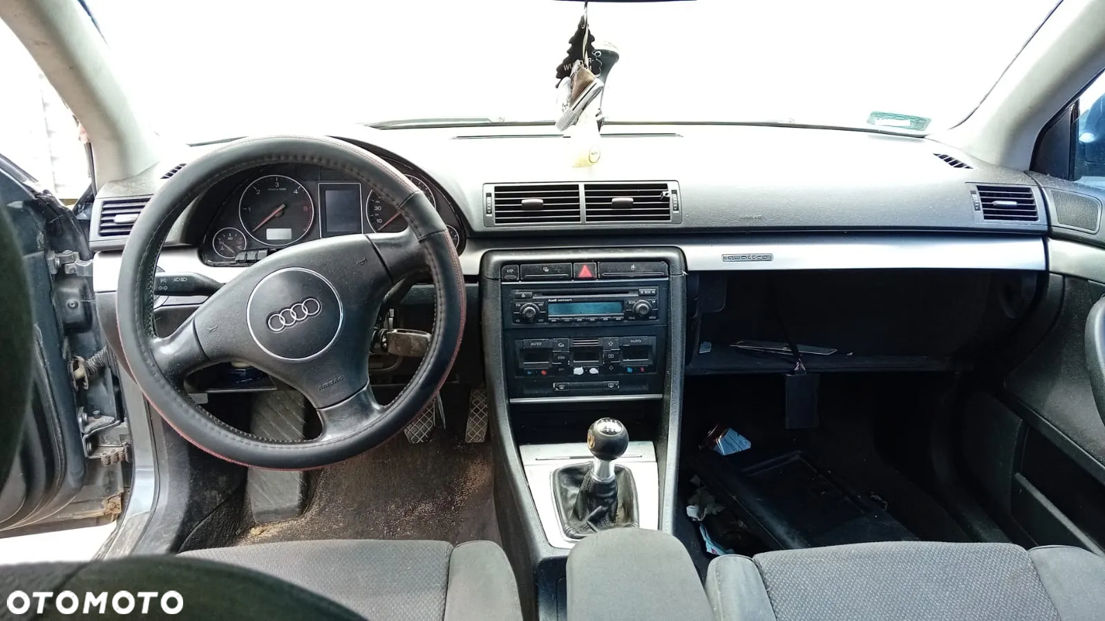 TYLKO CZĘŚCI AUDI A4 B6 2.5TDI V6 AKE 180KM 132KW QUATTRO 00-04r SEDAN LAKIER: LX7Z - 9