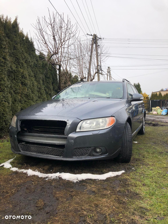 VOLVO V70 III 2.4 D5 205KM ANGLIK CAŁY NA CZĘŚCI - 1