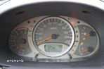 Nissan Almera Tino 1.8 Comfort High - 20