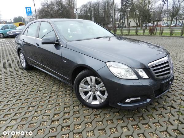 Mercedes-Benz Klasa E 200 BlueTEC 7G-TRONIC Avantgarde - 22