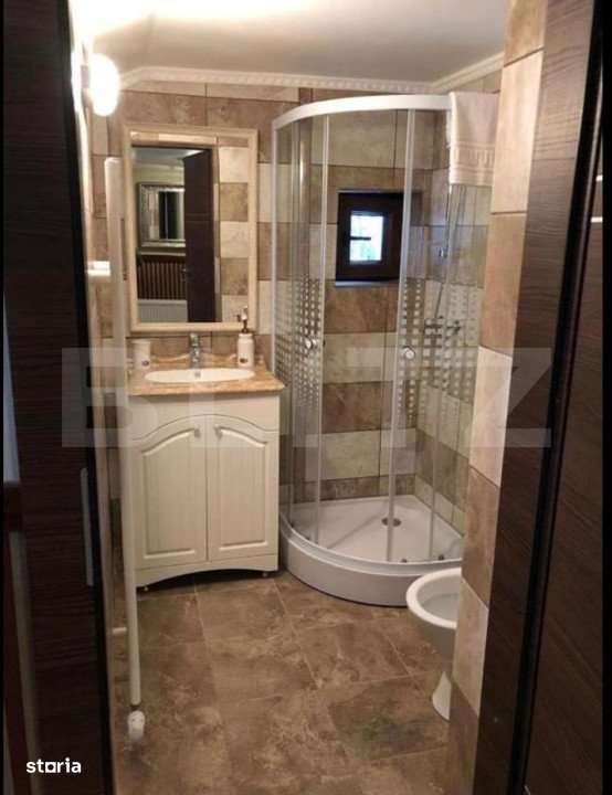 Vila de 12 camere, util 600 mp, teren 1600 mp. in Predeal - Imagine principală: 3/19