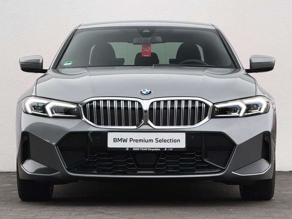 BMW Seria-3 330I XDRIVE M Sport 2.0 Benzyna 245 KM — zdjęcie 4