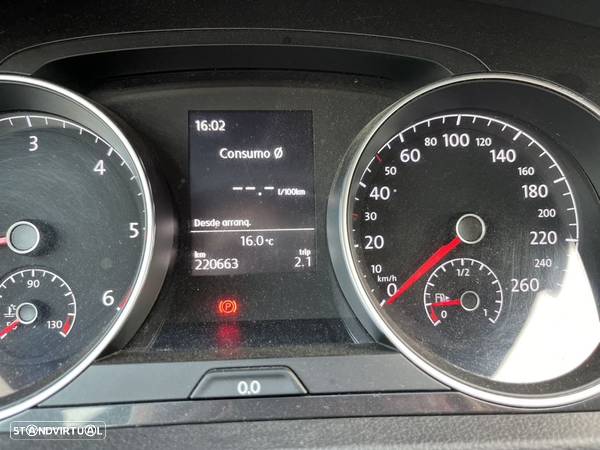 VW Golf Variant 1.6 TDi BlueMotion Confortline - 30