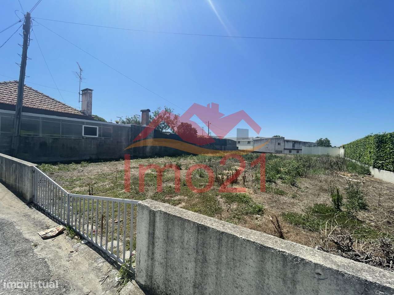 Terreno em Aradas com Projeto - Grande imagem: 3/18