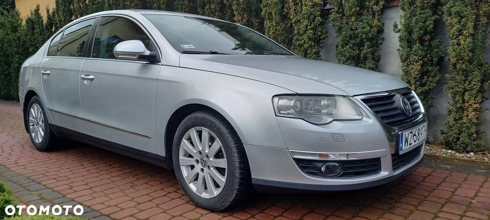 Volkswagen Passat 2.0 TDI DPF Comfortline - 2