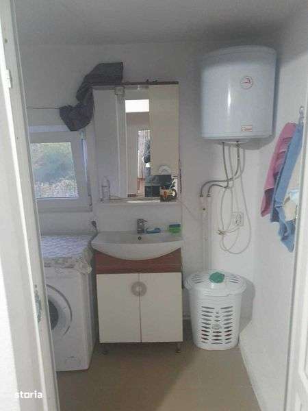 Casa de vanzare in sat Iliesti, com.Ionesti, jud.Gorj - Imagine principală: 5/8