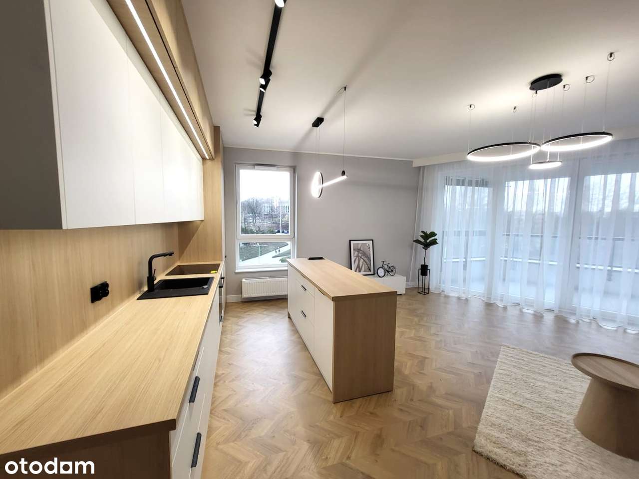 Wykończone, 2 łazienki, klimatyzacja, do zamieszkania - Pełny obrazek: 4/10