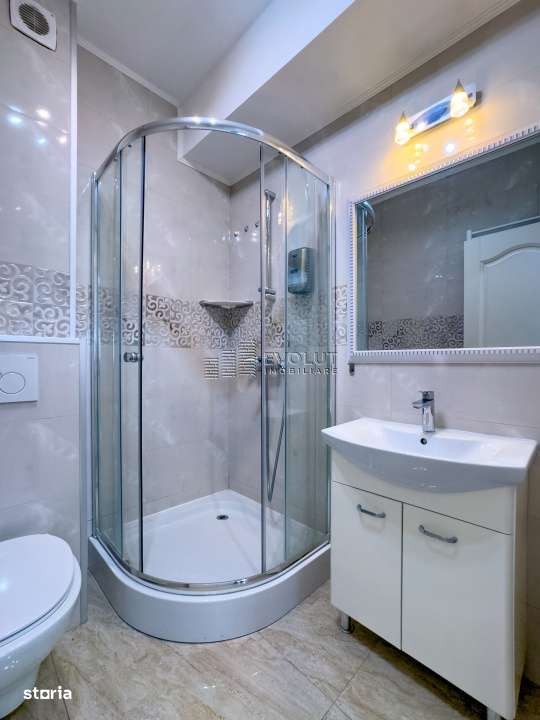 Mamaia Central- apartament 3 camere frontal lac-11