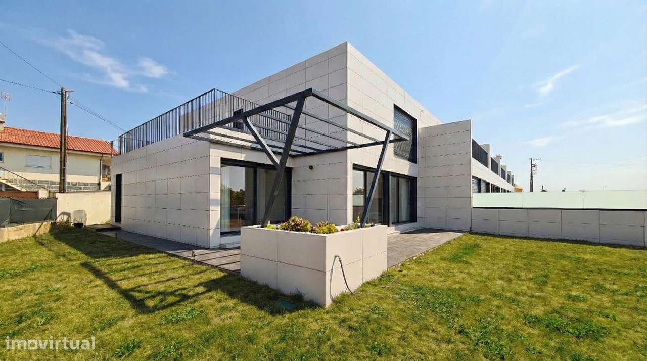 Moradia T3 para venda em Agra, Arnoso, Vila Nova de Famalicão, Braga-2